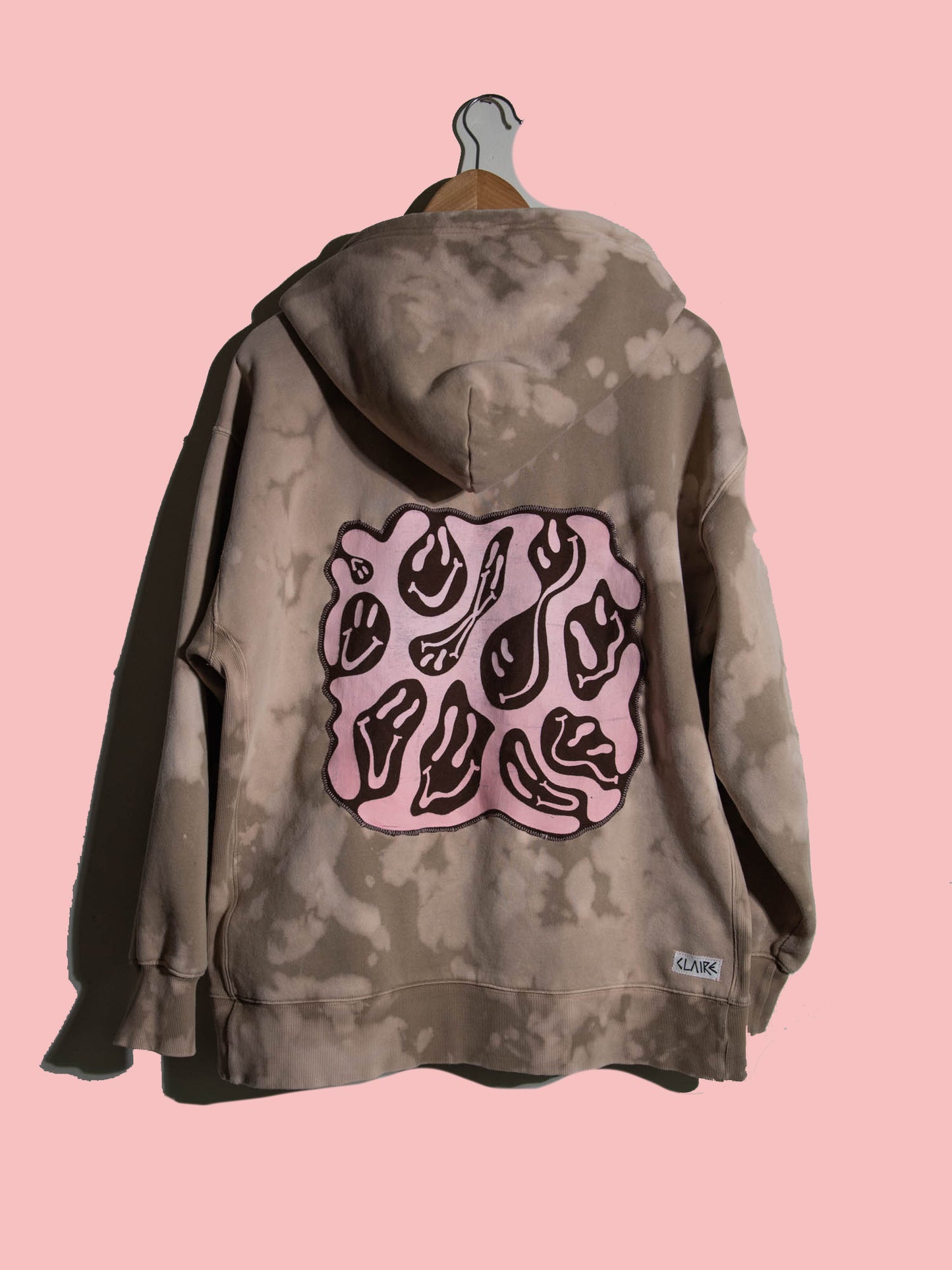 Charged Crystals Smiley (L)