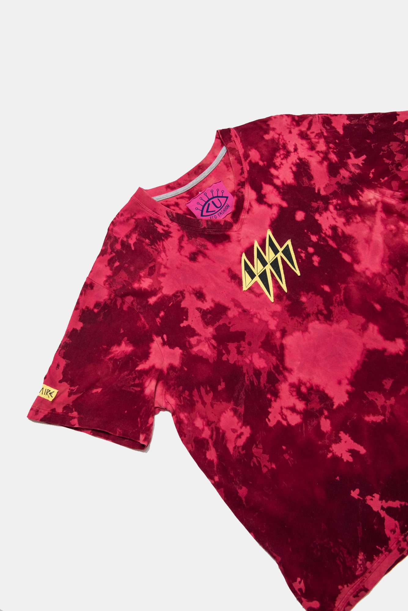 Magenta 444 V-Neck T-Shirt (XL)