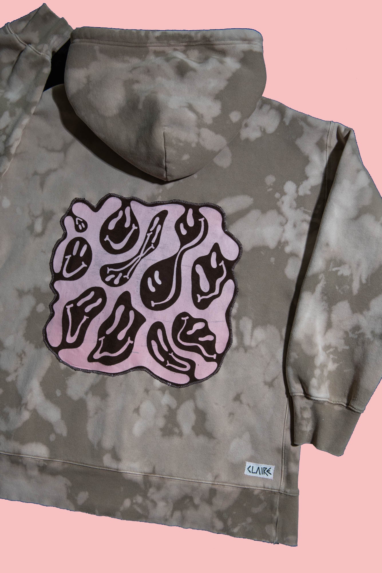 Charged Crystals Smiley (L)