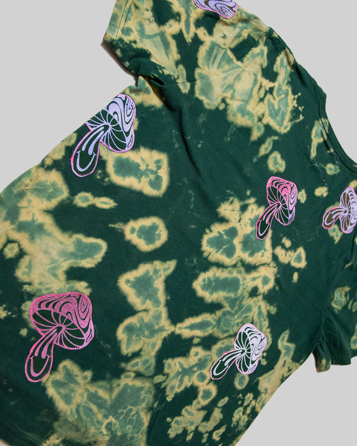 Magical Mushroom T (M)