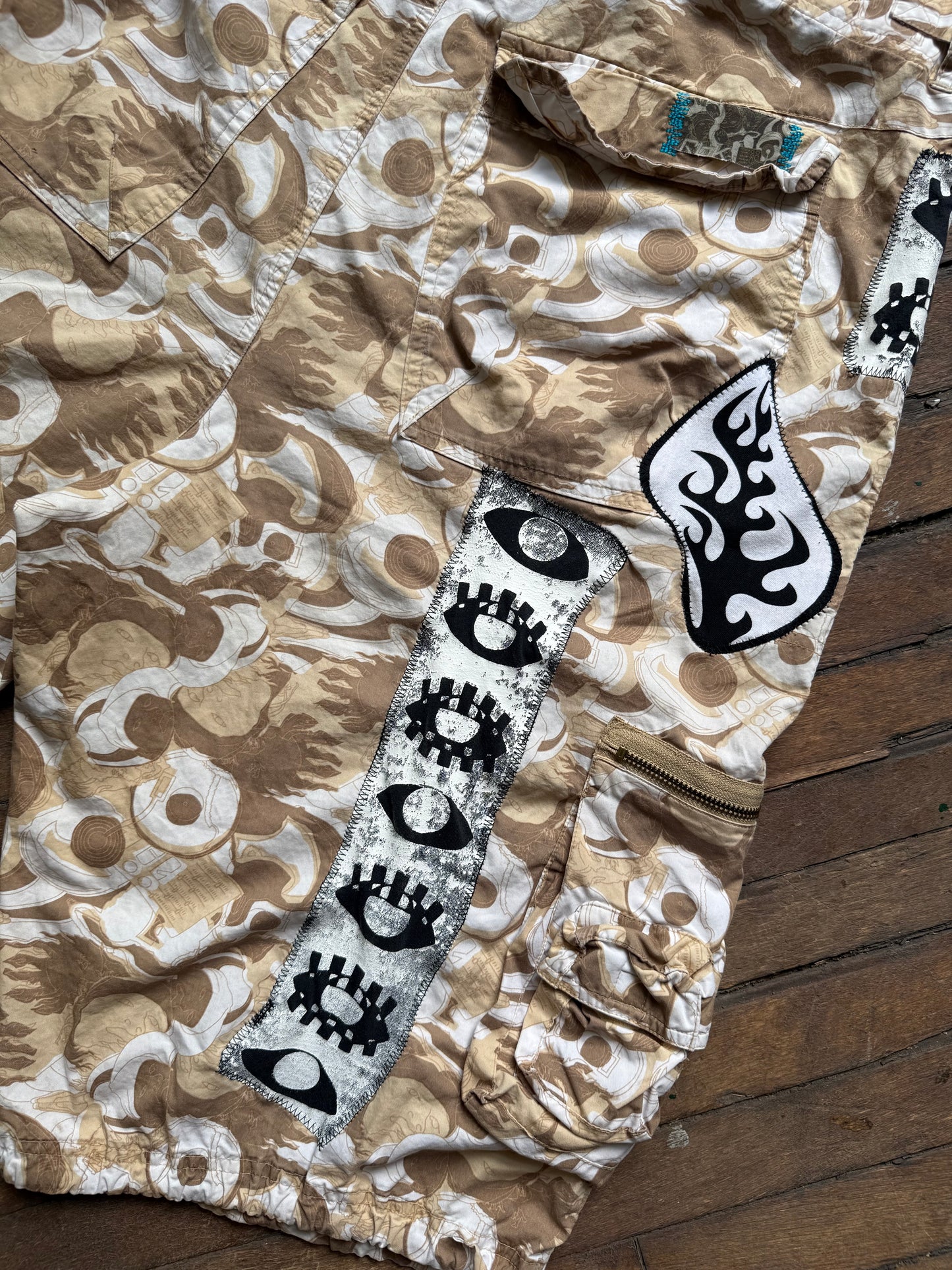 Metro Cargo Shorts (Size L/XL)