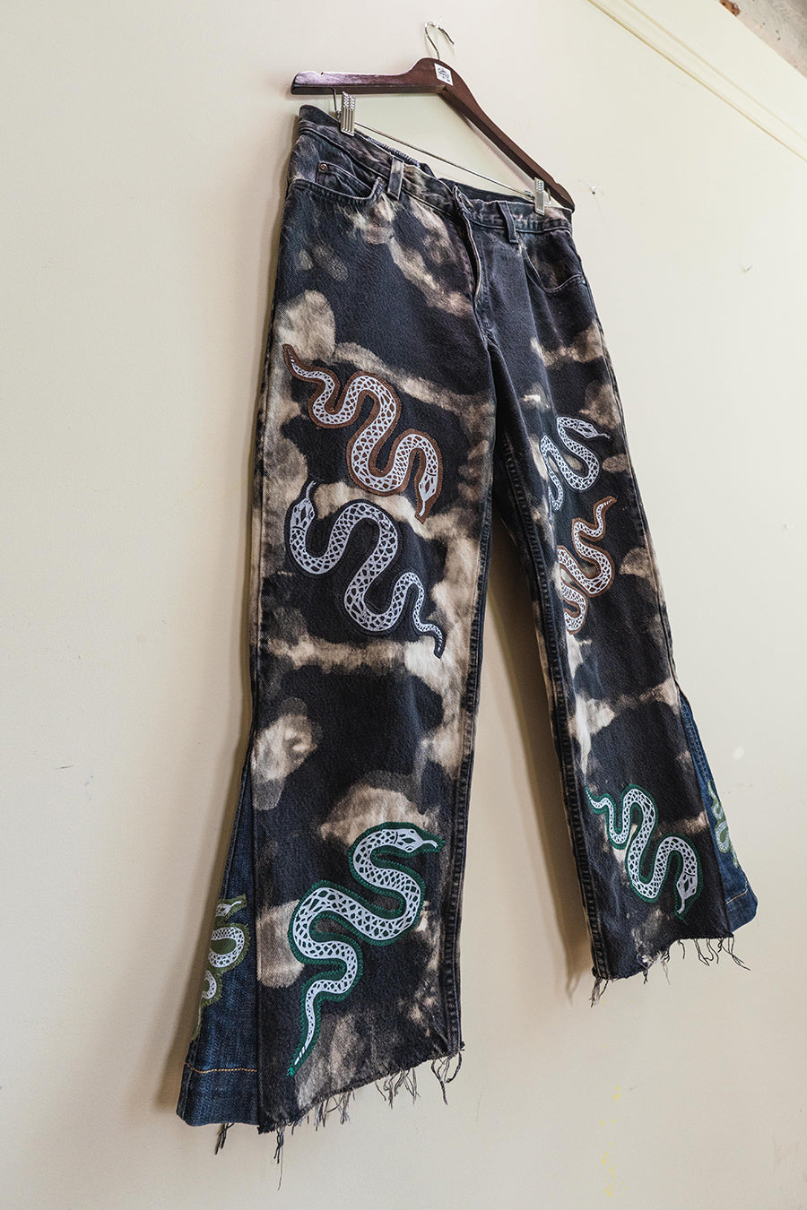 Snake Jeans (30/34 Waist)