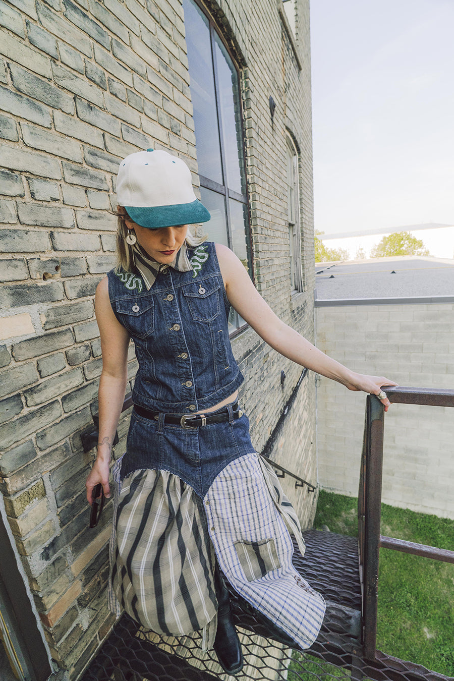 Dress-Shirt Western Skirt (Size 12)