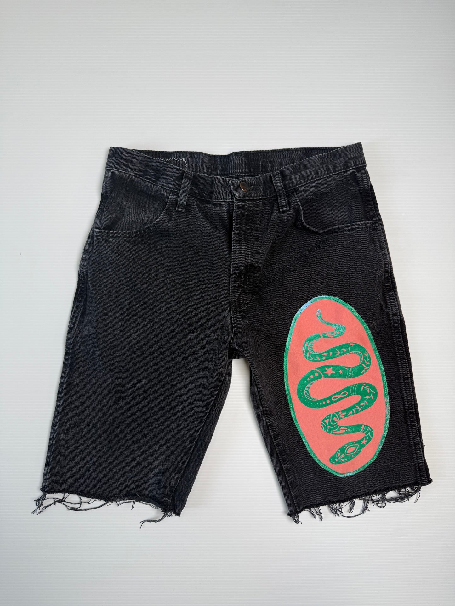 Aura Black Denim Shorts (Size 32)