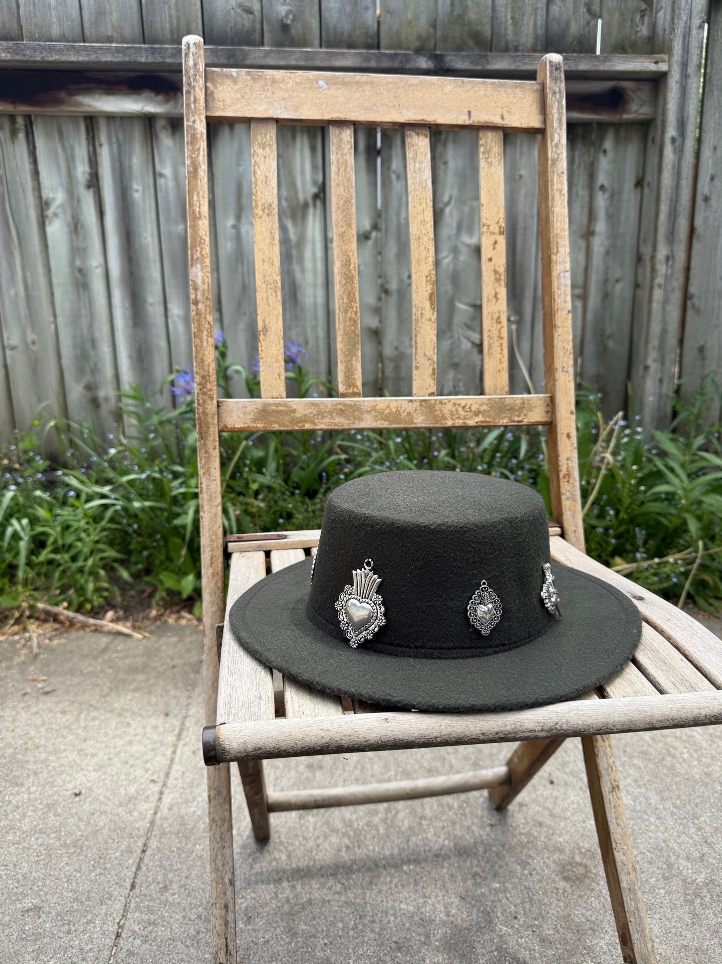 JOANED. Sacred Hearts Hat